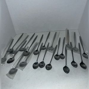 Customcraft Stainless Steel Tea Spoons Taiwan Flatware Roses Pattern SET OF 22